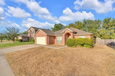 324 Marsha Street, Saginaw TX 76179 - Photo 3