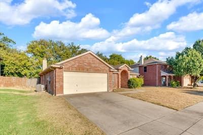 324 Marsha Street, Saginaw TX 76179 - Photo 4