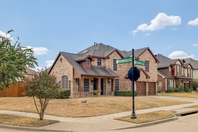2603 Hopkins Drive, Grand Prairie TX 75052 - Photo 3