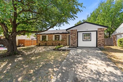 726 Holliday Lane, Duncanville TX 75116 - Photo 2