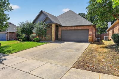 632 Atascosa Avenue, Fort Worth TX 76120