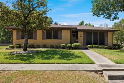 601 Line Drive, Gainesville TX 76240