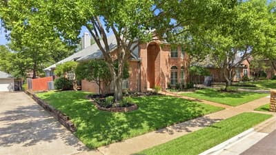 7609 Oak Knoll Drive, North Richland Hills TX 76182 - Photo 3