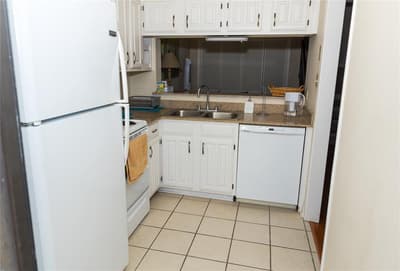 3100 Fairfield Avenue # 12D, Shreveport LA 71104 - Photo 5