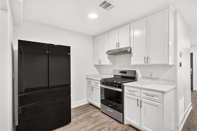 8949 Shorelark Drive, Dallas TX 75217 - Photo 5