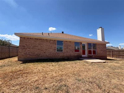 8025 Blue Duck Trail, Arlington TX 76002 - Photo 5