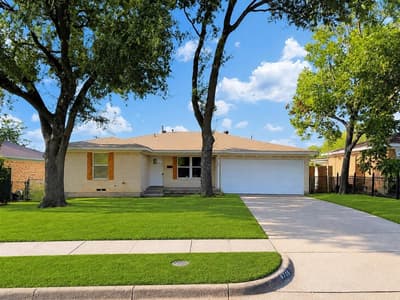 8706 Reva Street, Dallas TX 75227