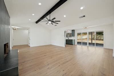 1716 Creek Ridge Court, Irving TX 75060 - Photo 4