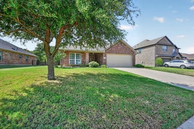 1026 Saint Andrews Drive, Burleson TX 76028 - Photo 2
