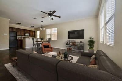 104 College Avenue, Fort Worth TX 76104