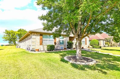 2260 Timber Creek Drive, Rockwall TX 75032 - Photo 2