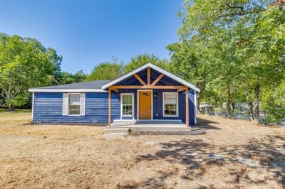 407 Ada Street, Cleburne TX 76031