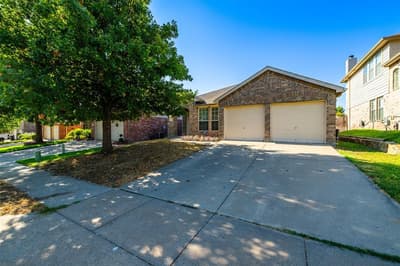 6025 Walleye Drive, Fort Worth TX 76179