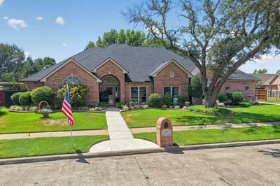 2505 Inverrary Drive, Ennis TX 75119 - Photo 2