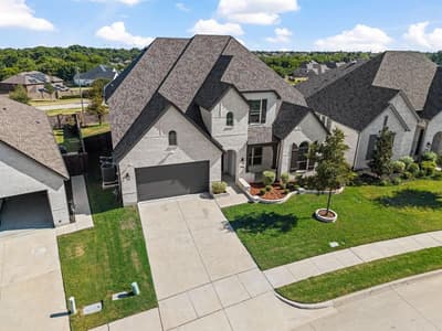 2717 Oak Blossom Drive, McKinney TX 75071 - Photo 2