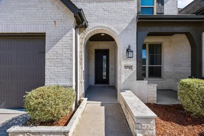 2717 Oak Blossom Drive, McKinney TX 75071 - Photo 3