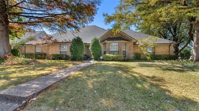 2114 Meadows Circle, Sherman TX 75092