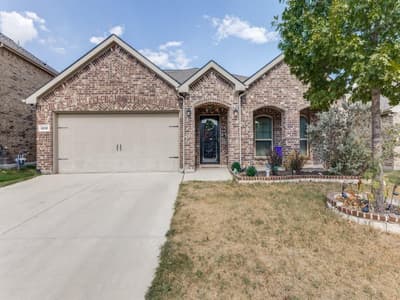 9236 Flying Eagle Lane, Fort Worth TX 76131