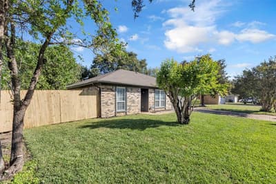 1916 Heidelberg Drive, Fort Worth TX 76134 - Photo 2