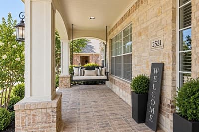 2521 Sir Tristram Lane, Lewisville TX 75056 - Photo 2
