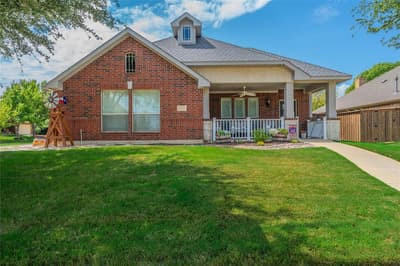 600 Cross Meadow Boulevard, Mansfield TX 76063