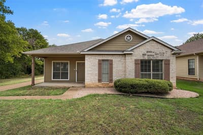 102 Garden Drive, Waco TX 76706