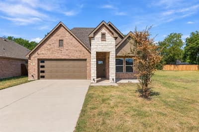 804 S Adelaide Street, Terrell TX 75160