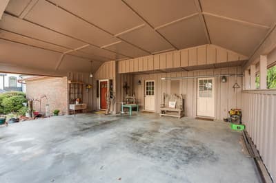 643 S Rough Creek Court, Granbury TX 76048 - Photo 4