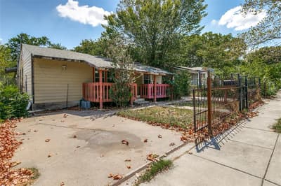 4329 Lubbock Avenue, Fort Worth TX 76115 - Photo 2