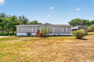 824 Quail Run, Cleburne TX 76031 - Photo 2