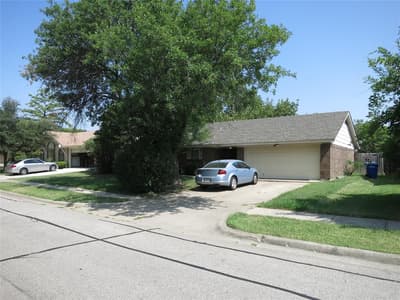 2029 Shenandoah, Carrollton TX 75007 - Photo 2