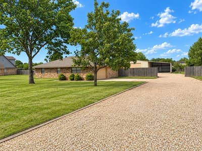 141 S Meadowbrook Drive, Pottsboro TX 75076
