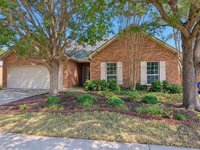 6549 Blue Grass Drive, Watauga TX 76148