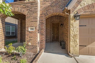 288 Hilltop Drive, Justin TX 76247 - Photo 5