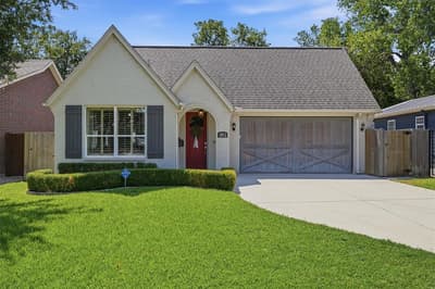 3813 Pershing Avenue, Fort Worth TX 76107