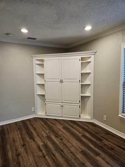 10630 Newcombe Drive, Dallas TX 75228 - Photo 2