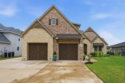 613 Kiowa Drive W, Lake Kiowa TX 76240 - Photo 2