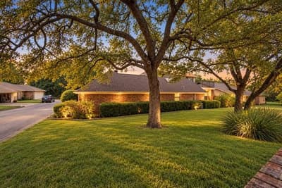 68 Legend Road, Benbrook TX 76132 - Photo 2