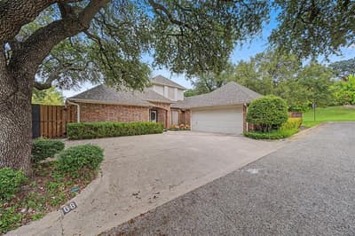 68 Legend Road, Benbrook TX 76132