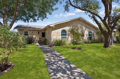 2061 E Peters Colony Road, Carrollton TX 75007