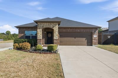 7101 Creighton Court, Fort Worth TX 76120