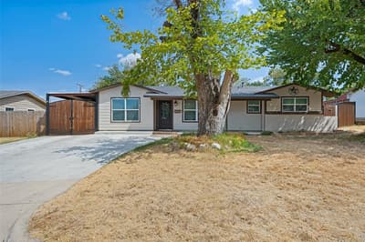 3584 Regal Road, Fort Worth TX 76111