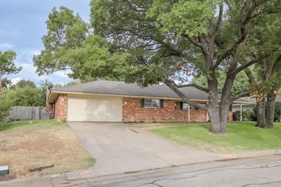 6805 Valhalla Road, Fort Worth TX 76116 - Photo 2