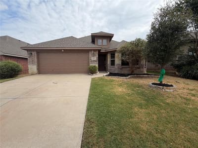 11813 Bellegrove Road, Burleson TX 76028
