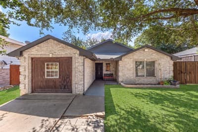 4012 Whitby Avenue, Dallas TX 75237 - Photo 2