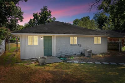 4842 Dixie Garden Loop, Shreveport LA 71105 - Photo 2