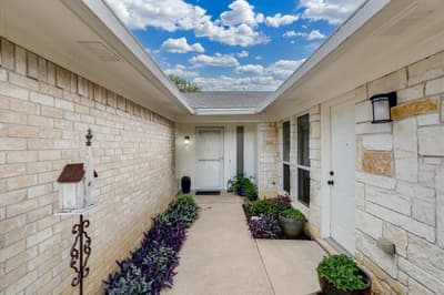 4101 Chipwood Court, Arlington TX 76017 - Photo 2