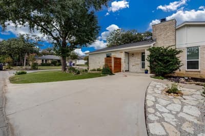 4101 Chipwood Court, Arlington TX 76017 - Photo 3