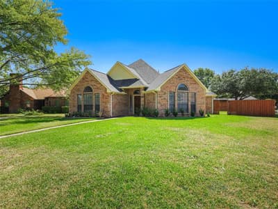136 Highland Meadow Circle, Coppell TX 75019 - Photo 2