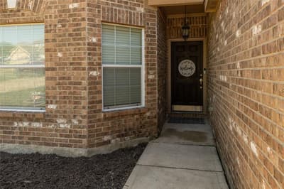 113 Dodge City Court, Newark TX 76071 - Photo 3